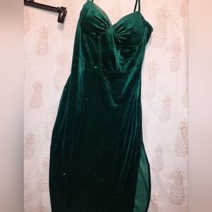 Elegant Green Velvet Dress With Glitter Size Large